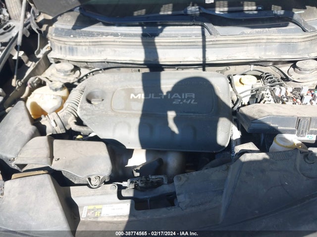 1C4PJLCB9GW125502 Jeep Cherokee Altitude