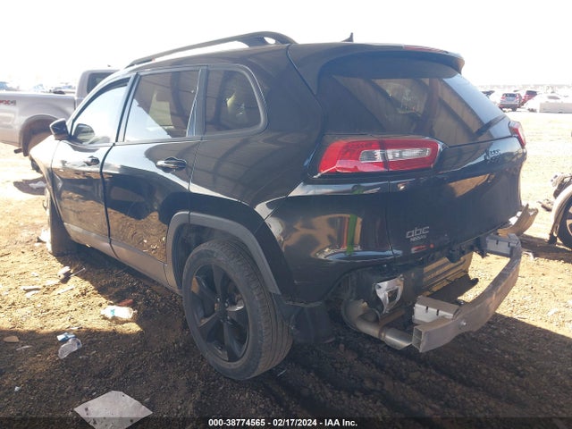 1C4PJLCB9GW125502 Jeep Cherokee Altitude