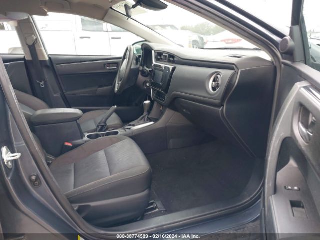 2T1BURHE5HC837104 Toyota COROLLA LE