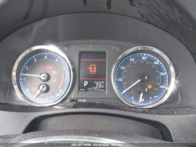 2T1BURHE5HC837104 Toyota COROLLA LE