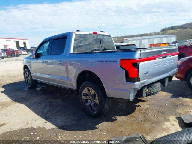 1FT6W1EV1NWG00517 Ford F-150 Lightning Lariat