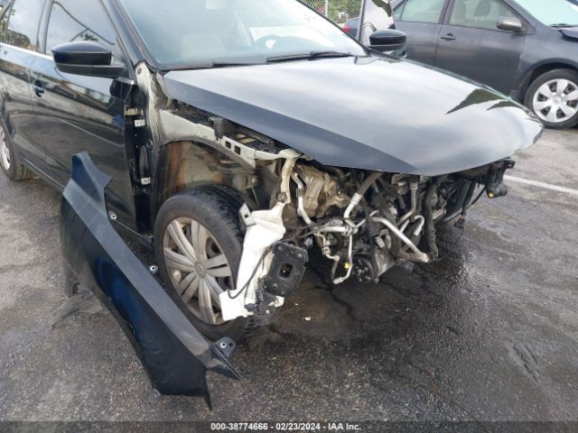 3VW2B7AJ5HM328376 Volkswagen Jetta 1.4t S