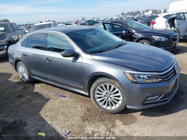 Volkswagen Passat 1.8t Se 2017 1VWBT7A32HC037821 Image 1