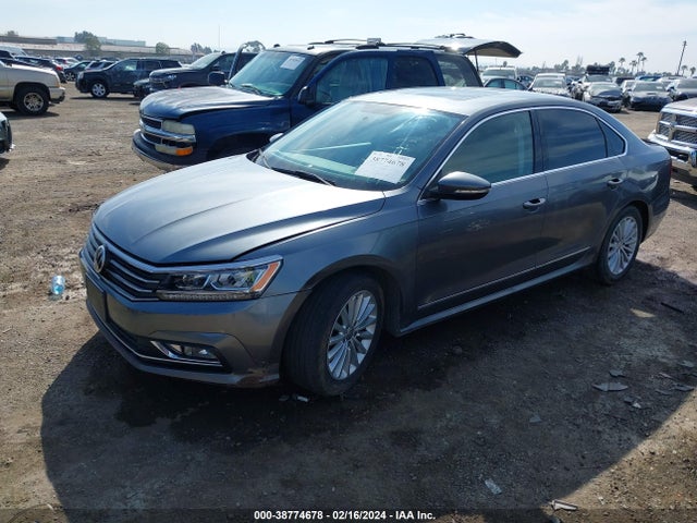 Volkswagen Passat 1.8t Se 2017 1VWBT7A32HC037821 Image 2