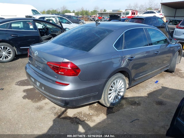 Volkswagen Passat 1.8t Se 2017 1VWBT7A32HC037821 Image 4