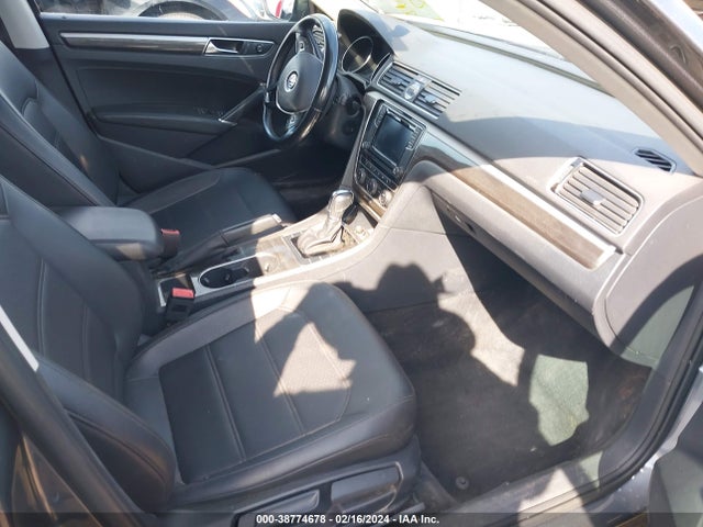 Volkswagen Passat 1.8t Se 2017 1VWBT7A32HC037821 Image 5