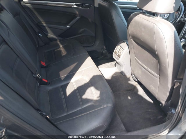 Volkswagen Passat 1.8t Se 2017 1VWBT7A32HC037821 Image 8