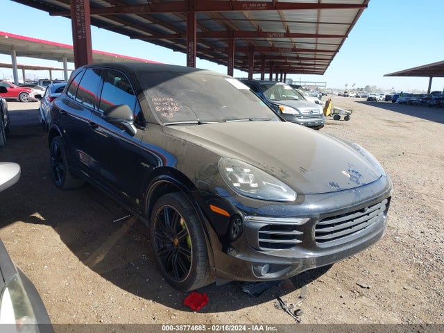2017 PORSCHE CAYENNE E-HYBRID WP1AE2A21HLA74618 Photo 0
