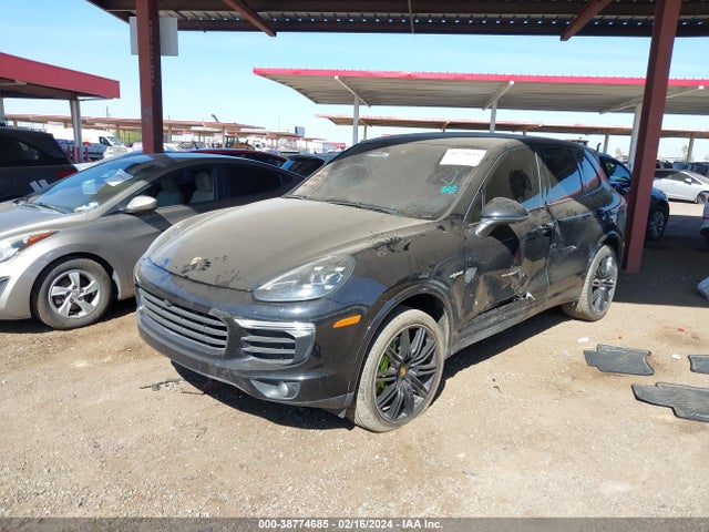 2017 PORSCHE CAYENNE E-HYBRID WP1AE2A21HLA74618 Photo 1