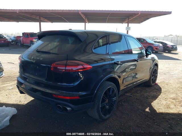 2017 PORSCHE CAYENNE E-HYBRID WP1AE2A21HLA74618 Photo 3