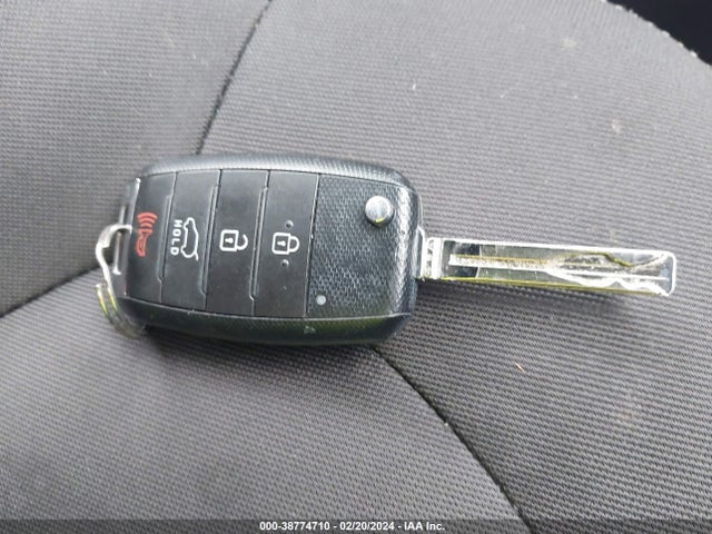 KIA Soul 2015 KNDJN2A27F7802319 Image 11