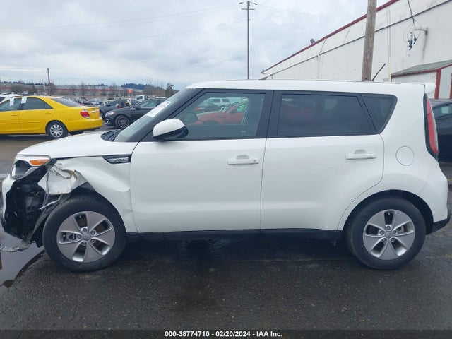 KIA Soul 2015 KNDJN2A27F7802319 Image 14