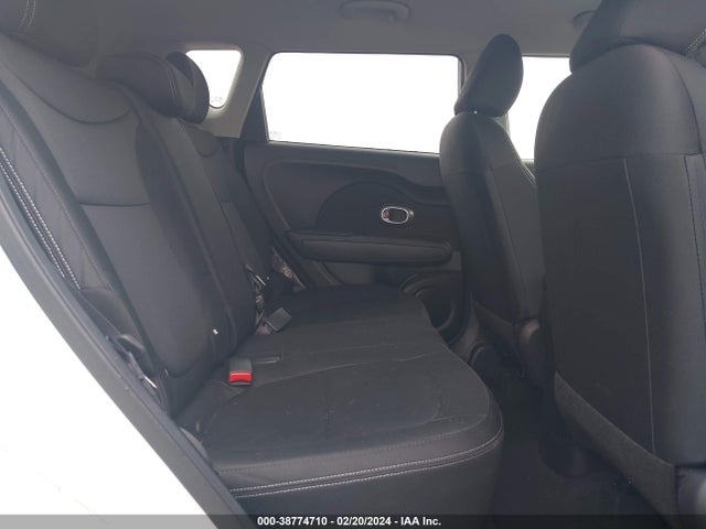 KIA Soul 2015 KNDJN2A27F7802319 Image 8