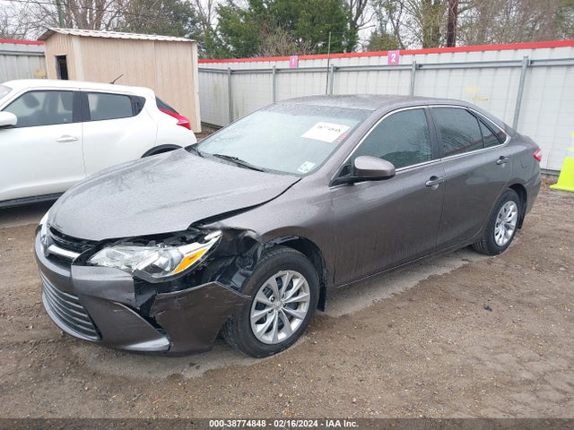 Toyota CAMRY LE 2017 4T1BF1FK9HU659961 Image 2
