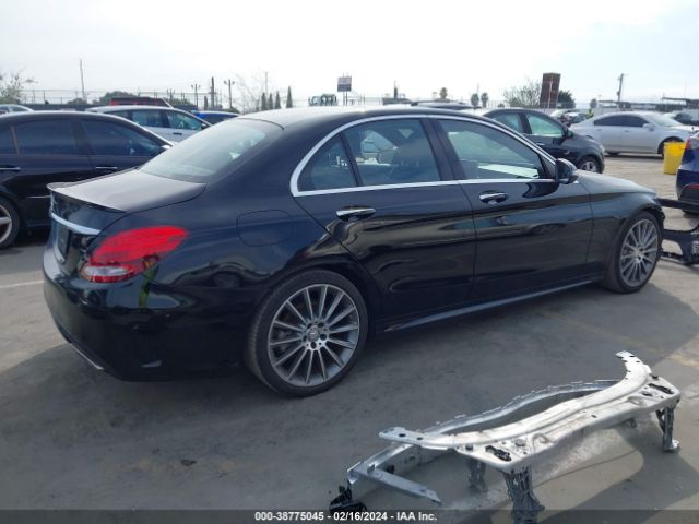 55SWF4JB2GU121302 Mercedes-Benz C 300 Luxury/sport