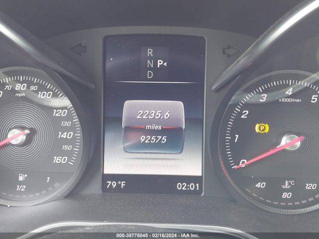 55SWF4JB2GU121302 Mercedes-Benz C 300 Luxury/sport