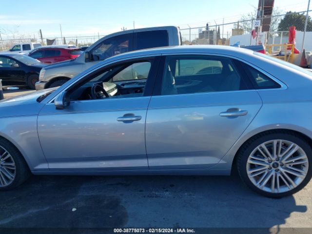WAUHMAF46KN011398 Audi A4 40 Premium