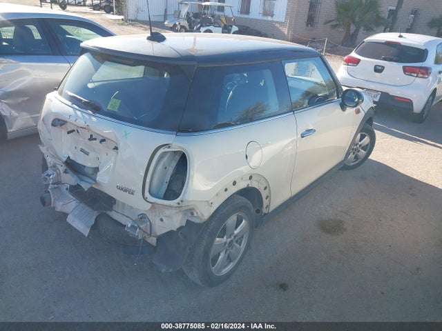 2016 MINI HARDTOP WMWXP5C59G2D13514 Photo 3