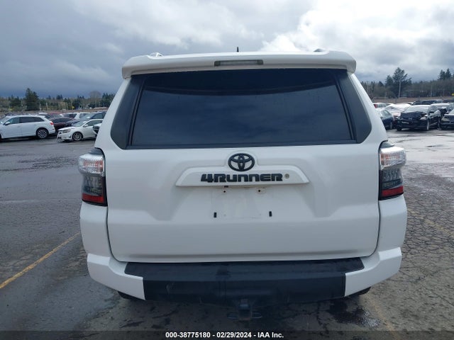 Toyota 4RUNNER SR5 2017 JTEBU5JR7H5473668 Image 16