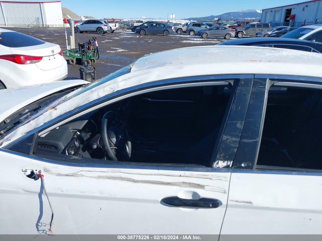 2022 TOYOTA CAMRY SE AWD VIN: 4T1G11BK9NU055834