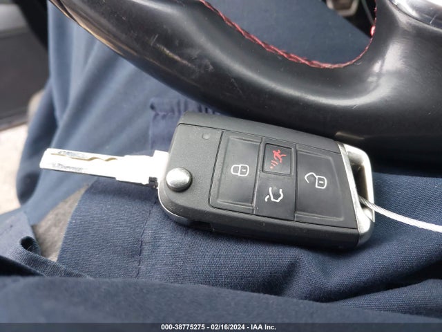 3VW5T7AU4FM001713 Volkswagen Golf Gti 2.0t Se 4-door