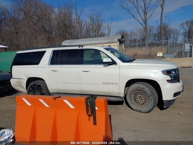 Chevrolet Suburban 1500 Lt 2015 1GNSKJKC2FR270231 Image 13