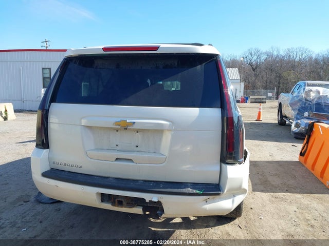 Chevrolet Suburban 1500 Lt 2015 1GNSKJKC2FR270231 Image 16