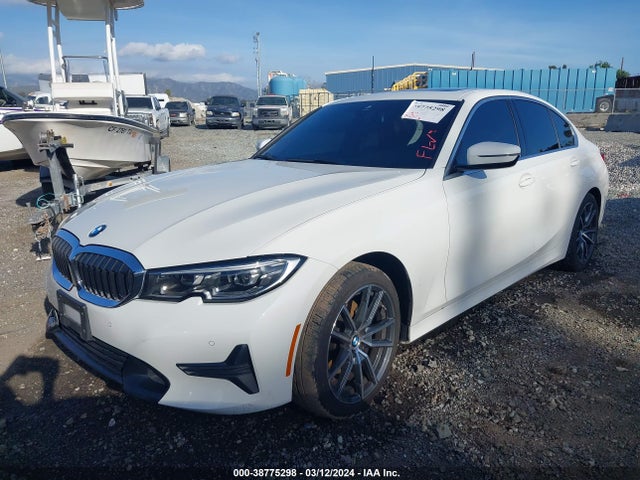 BMW 330I 2022 WBA5R1C08NFL78758 Image 2