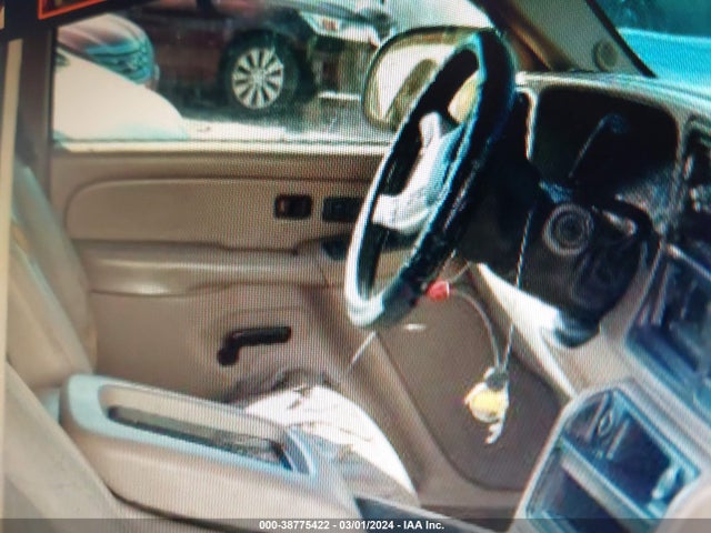 2004 GMC YUKON XL 1500 SLT VIN: 1GKEC16Z94J279798