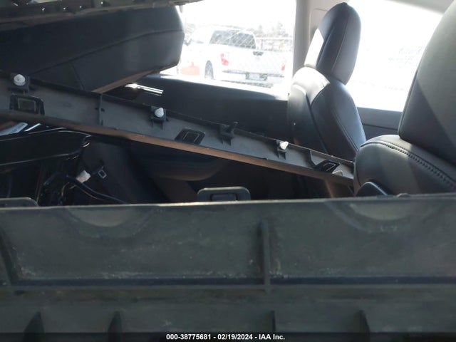 2021 TESLA MODEL Y 5YJYGDED3MF108962 Photo 7