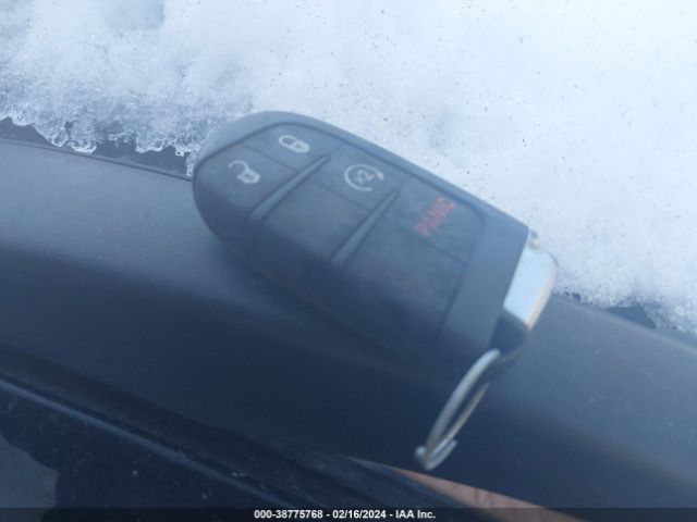 3C4NJDCB1JT372880 Jeep Compass Limited 4x4