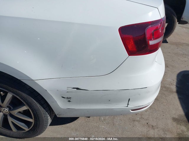 3VWDB7AJ2HM409991 Volkswagen Jetta 1.4t Se