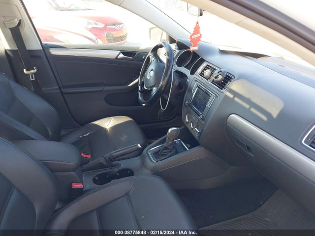 3VWDB7AJ2HM409991 Volkswagen Jetta 1.4t Se