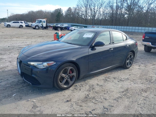 ZARFANANXK7599746 Alfa Romeo Giulia Sport Awd