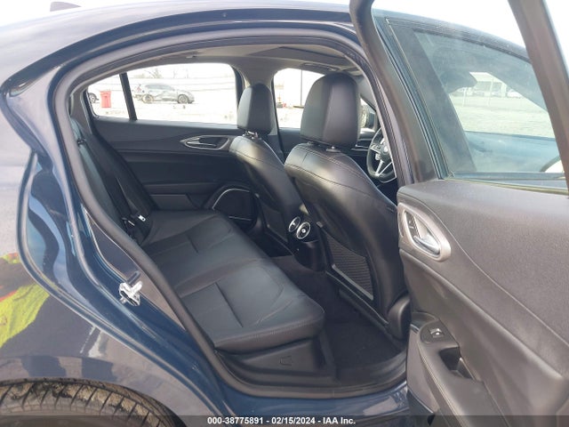 ZARFANANXK7599746 Alfa Romeo Giulia Sport Awd