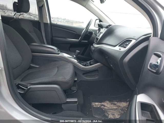 Dodge JOURNEY SE 2019 3C4PDCBBXKT718826 Image 5