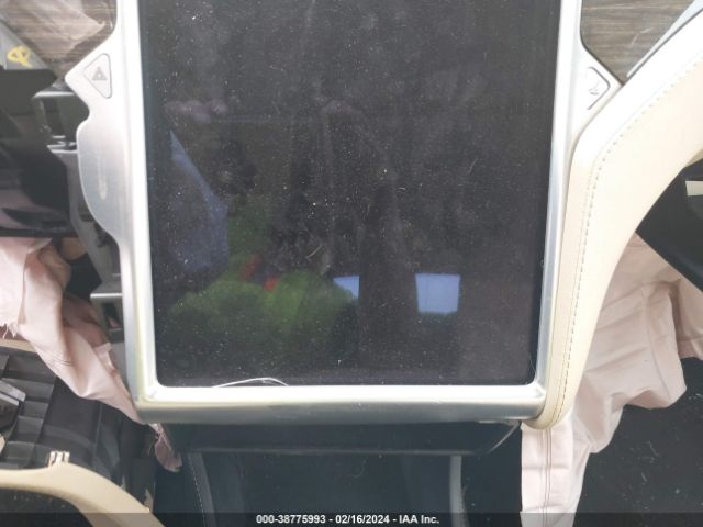 5YJSA1H11EFP43736 Tesla Model S P85