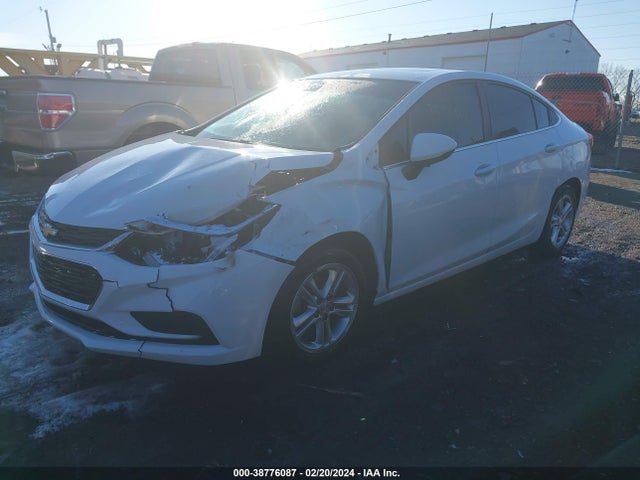 Chevrolet Cruze Lt Auto 2017 1G1BE5SM9H7116798 Image 2