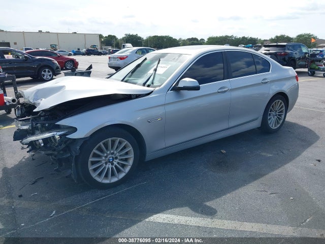 BMW 535i 2014 WBA5B1C54ED476813 Image 2
