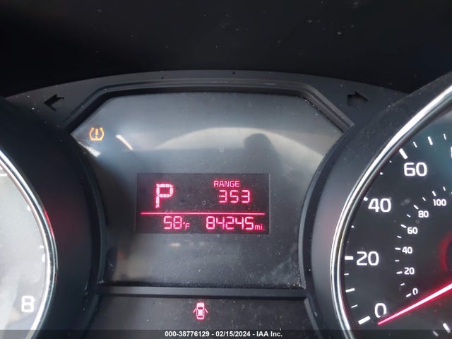 KIA SEDONA LX 2016 KNDMB5C14G6161780 Image 15
