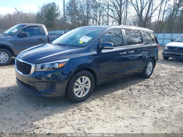 KIA SEDONA LX 2016 KNDMB5C14G6161780 Image 2