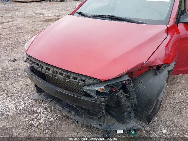 Hyundai Elantra Value Edition 2018 5NPD84LF0JH375554 Image 6