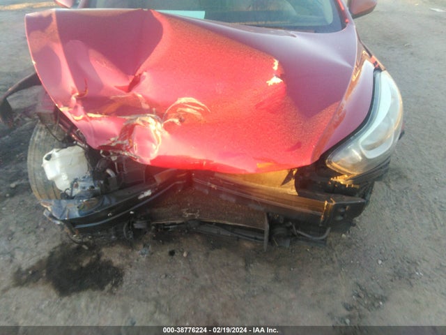 Hyundai ELANTRA SE 2014 5NPDH4AE4EH469212 Image 6
