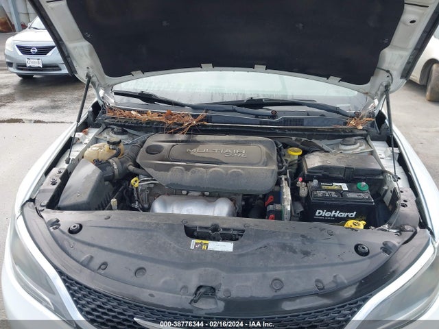 Chrysler 200 Limited 2015 1C3CCCAB8FN632475 Image 10