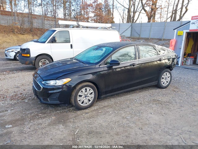 Ford FUSION S 2020 3FA6P0G79LR247925 Image 2