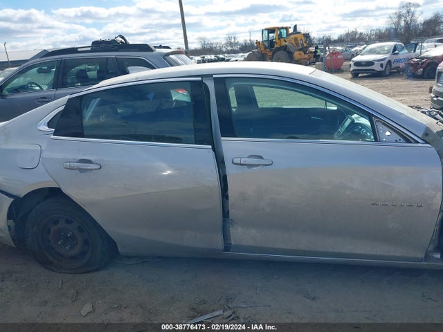 Chevrolet MALIBU LT 2018 1G1ZD5ST7JF184408 Image 13