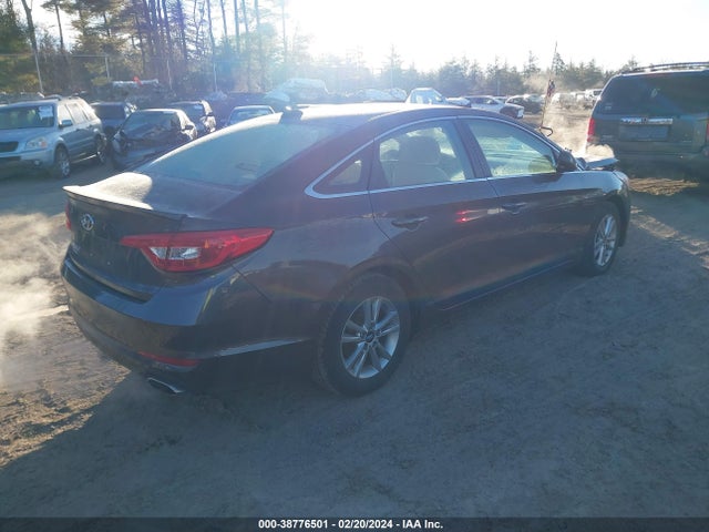 Hyundai SONATA SE 2016 5NPE24AF1GH310164 Image 4