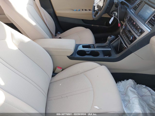 Hyundai SONATA SE 2016 5NPE24AF1GH310164 Image 5
