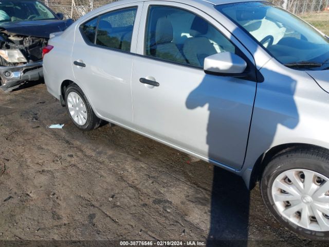 3N1CN7AP1JL813986 Nissan Versa 1.6 S+