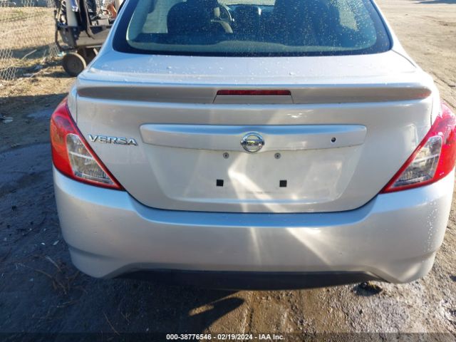 3N1CN7AP1JL813986 Nissan Versa 1.6 S+